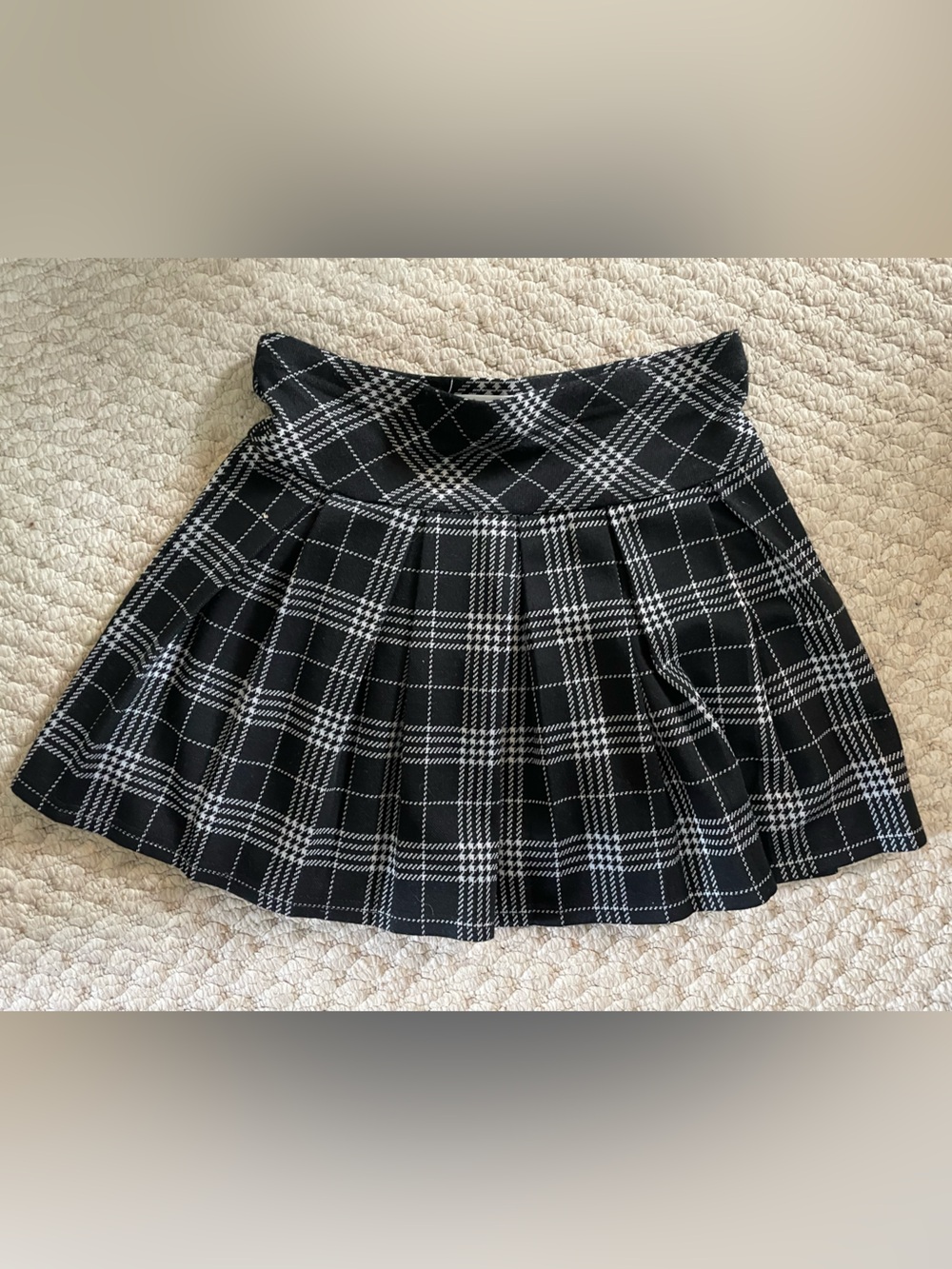 Black Plaid Pleated Skirt